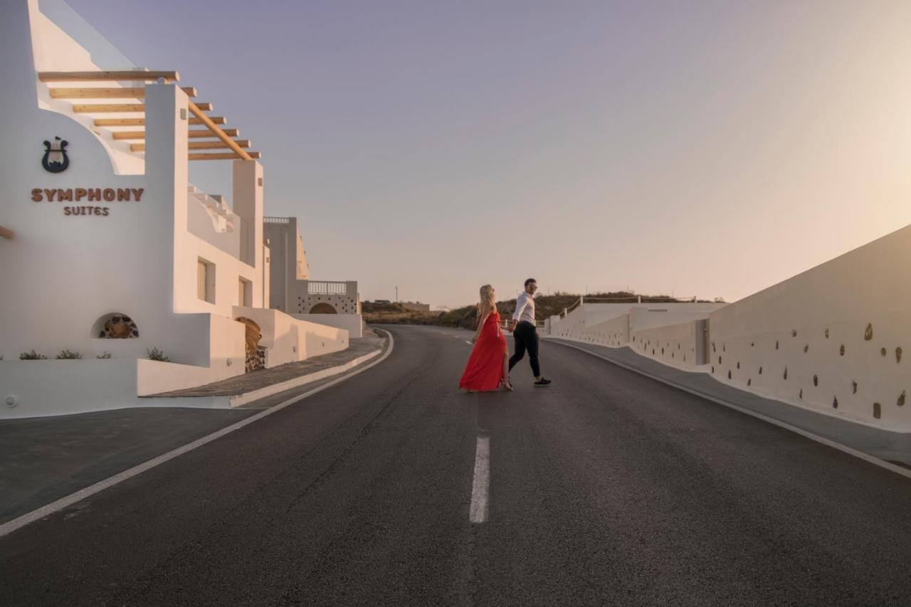 Symphony Suites Santorini Pýrgos Exteriör bild