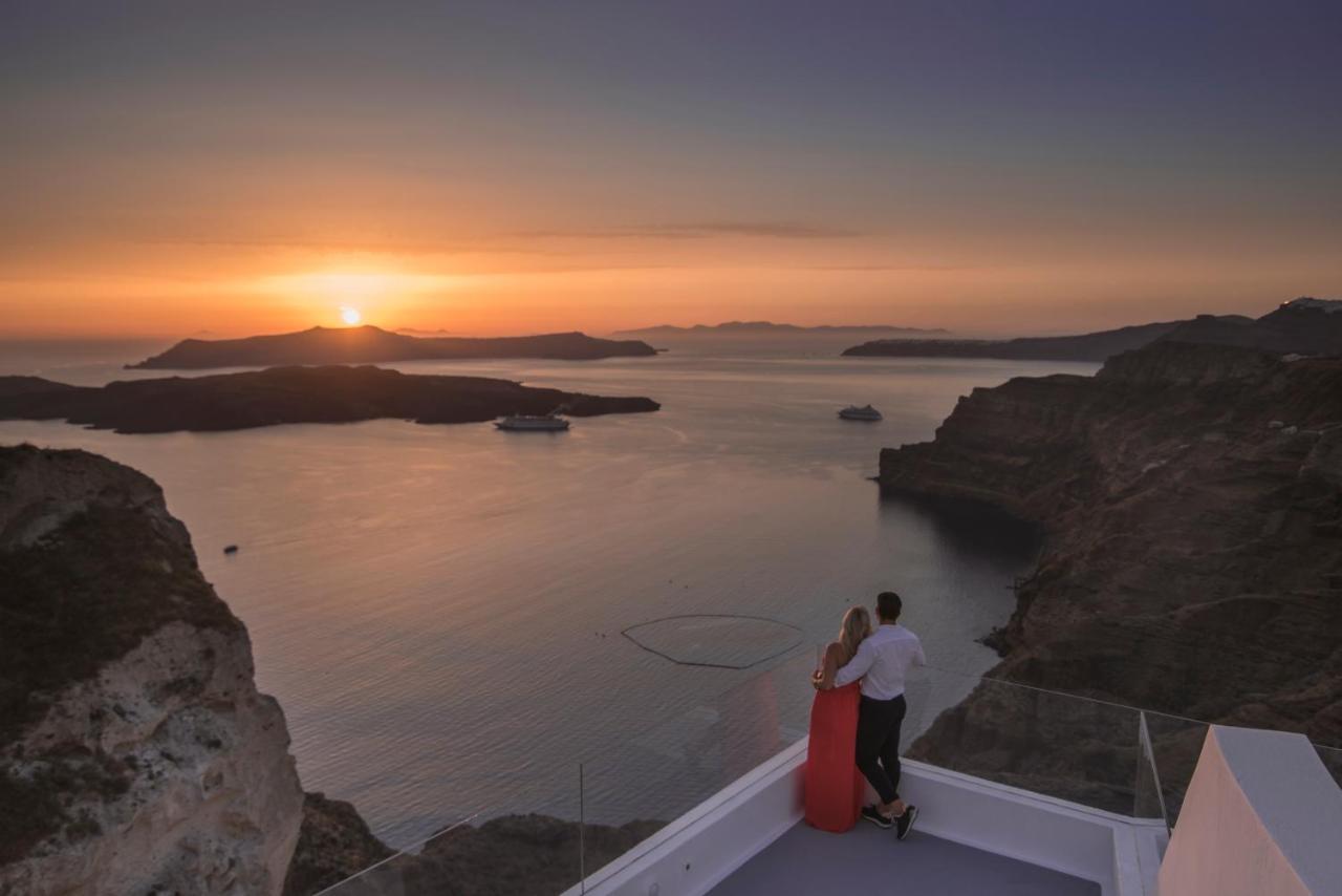 Symphony Suites Santorini Pýrgos Exteriör bild