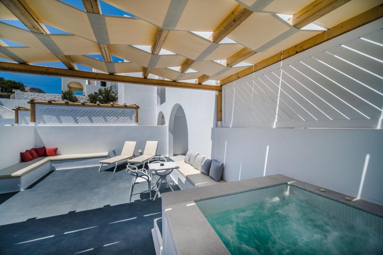 Symphony Suites Santorini Pýrgos Exteriör bild