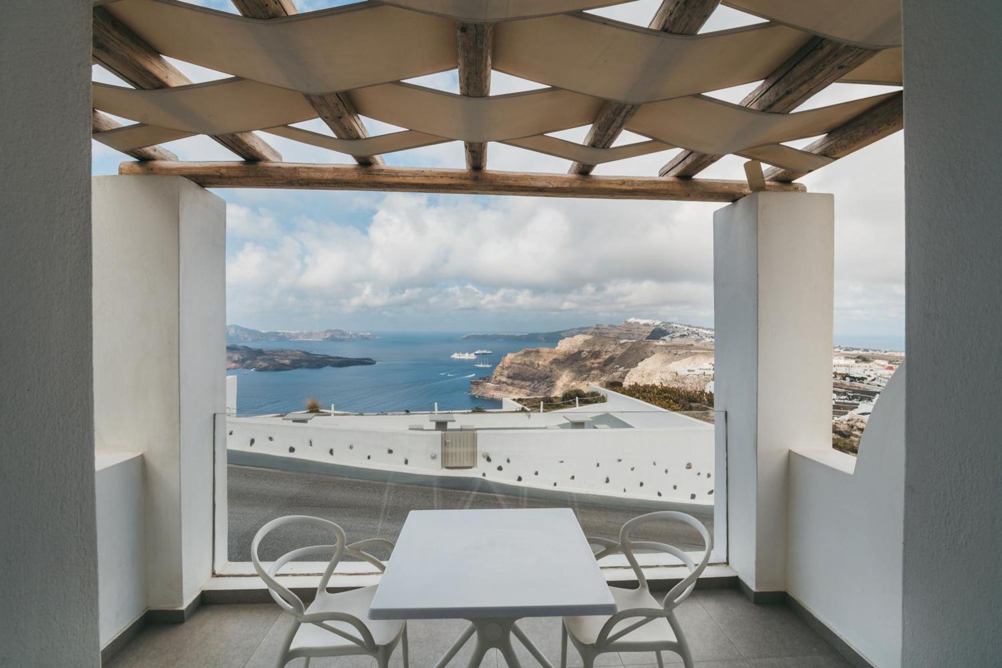 Symphony Suites Santorini Pýrgos Exteriör bild